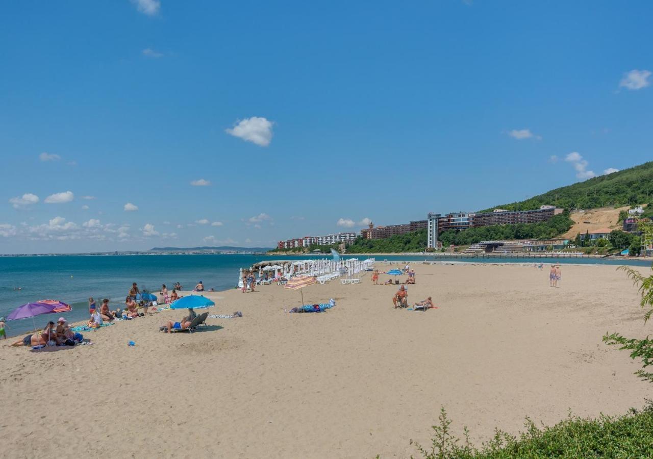 Robinson Beach Apartments Elenite Bagian luar foto