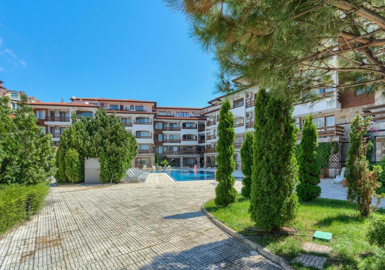 Robinson Beach Apartments Elenite Bagian luar foto