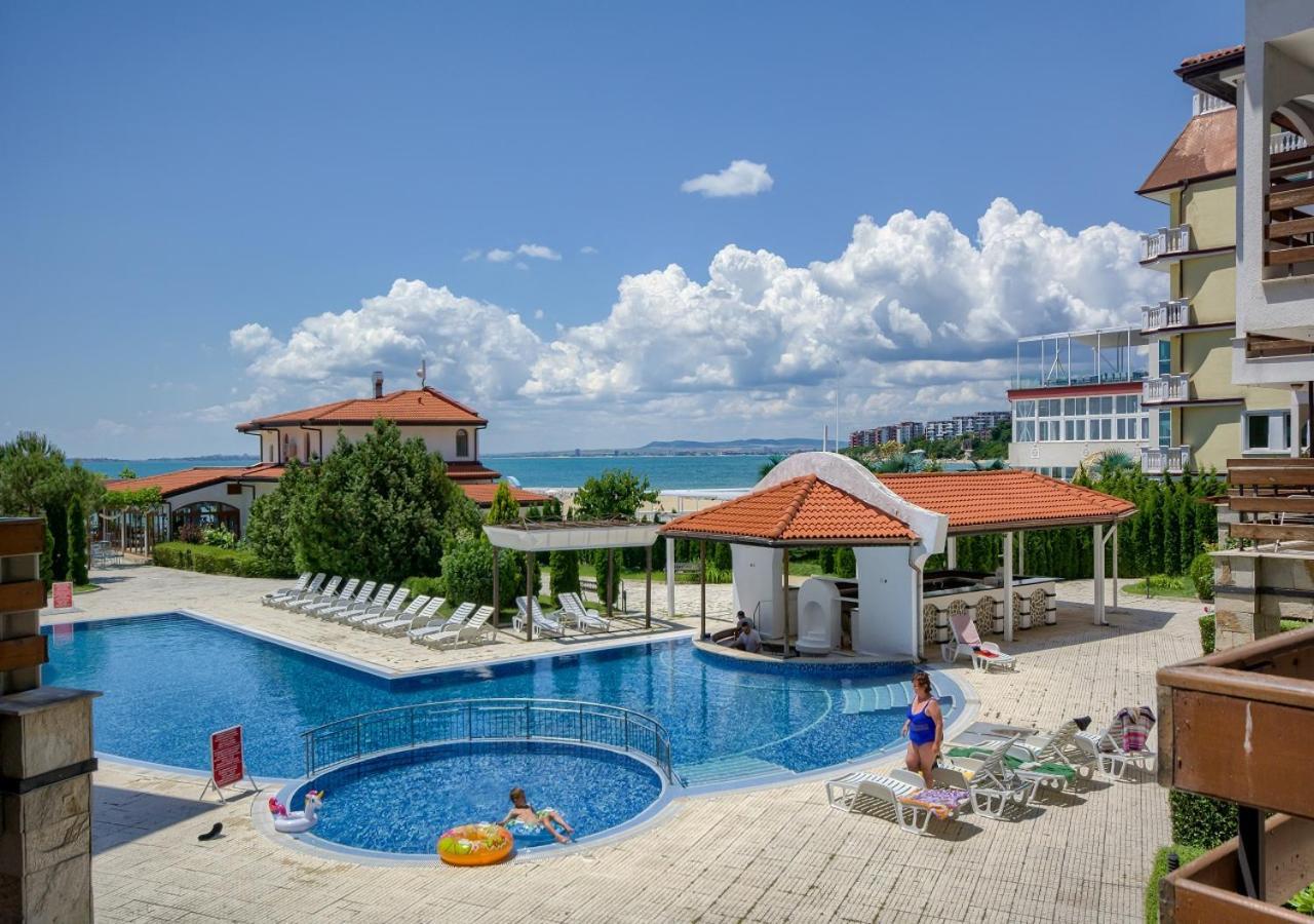 Robinson Beach Apartments Elenite Bagian luar foto