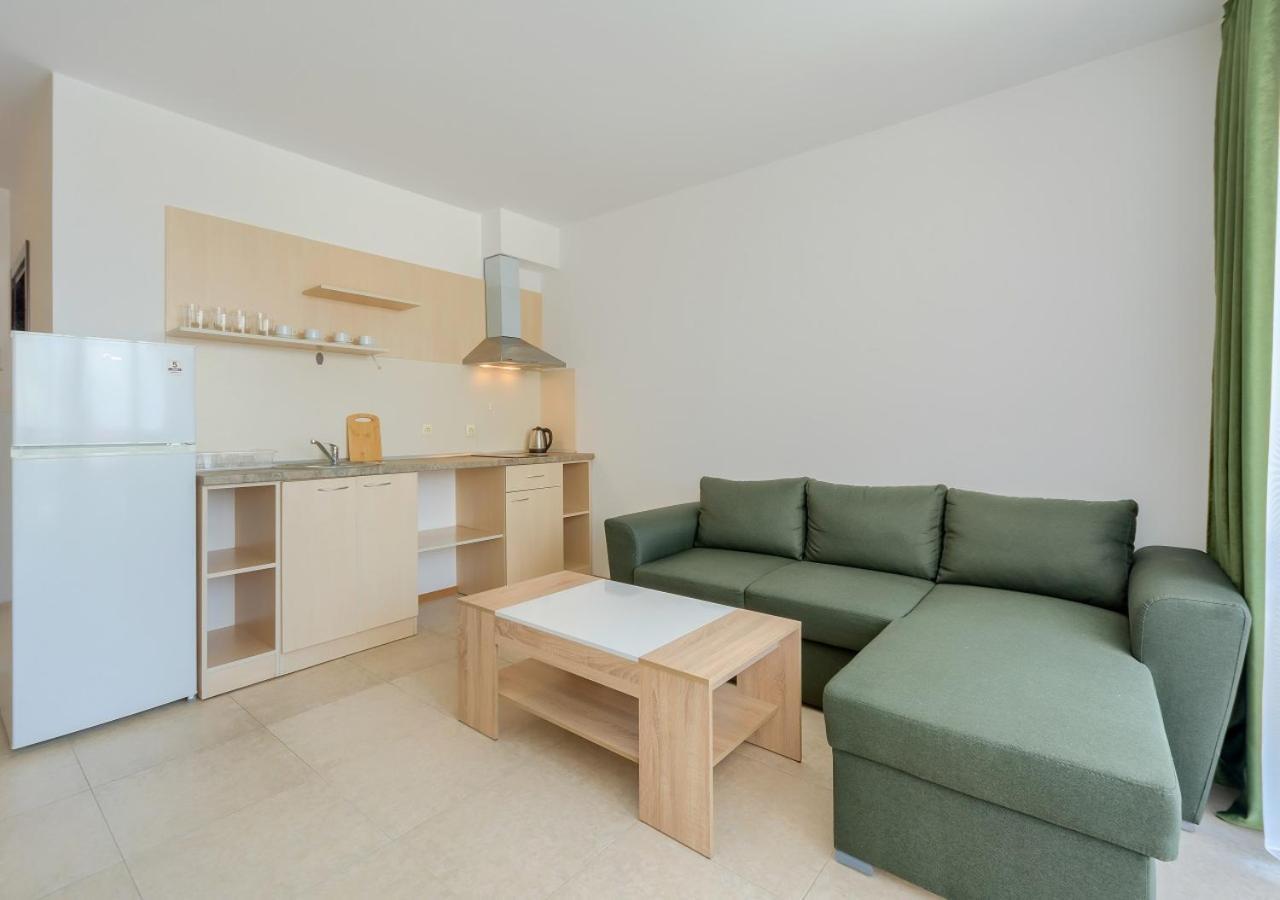 Robinson Beach Apartments Elenite Bagian luar foto