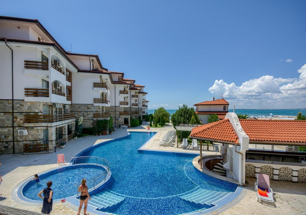 Robinson Beach Apartments Elenite Bagian luar foto